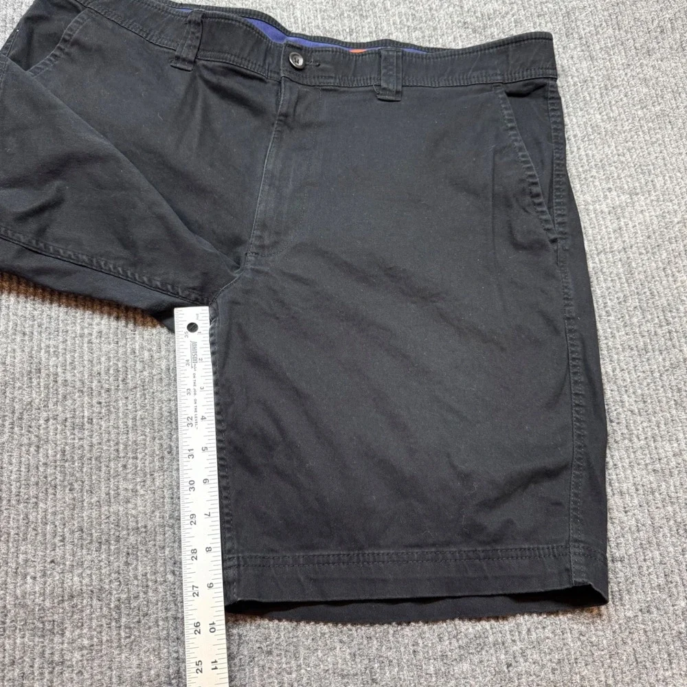 St Johns Bay Mens Black Comfort Stretch Chino Shorts Size 40 Flat Front Cotton